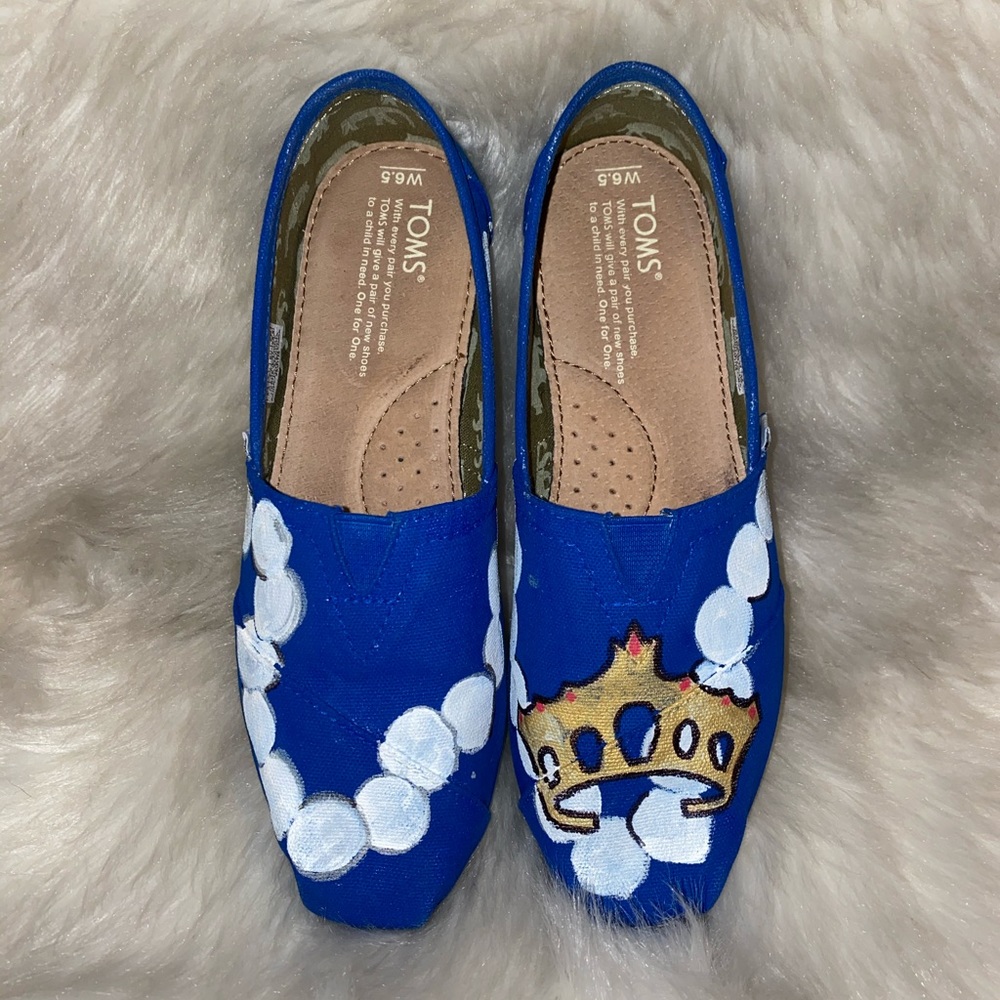 Custom “Disney Princess” Toms